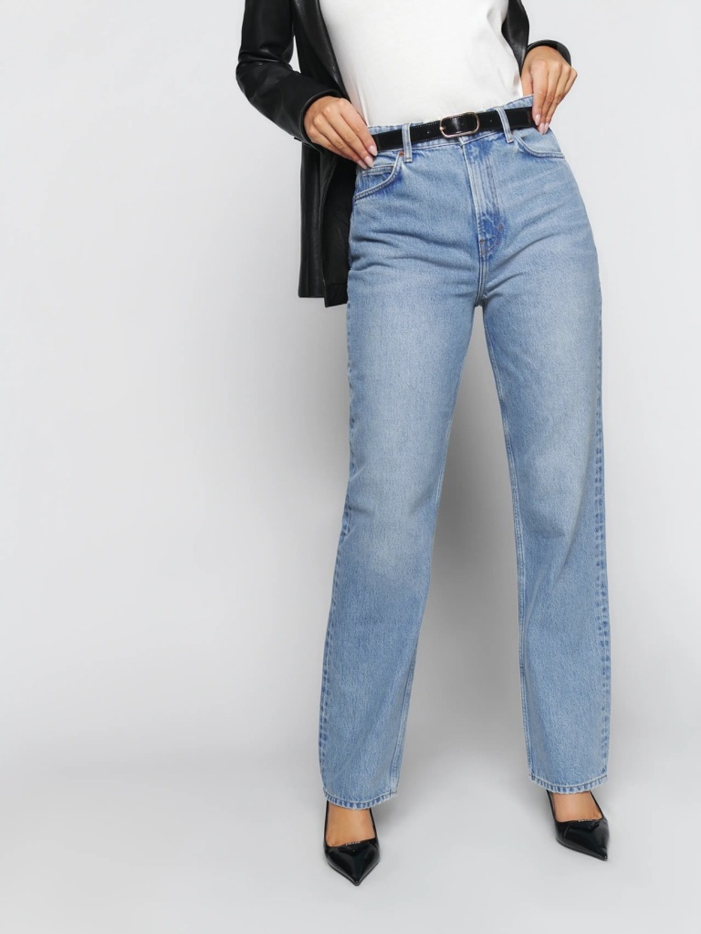 Reformation Selena High Rise Relaxed Jeans Superior - Size 25
